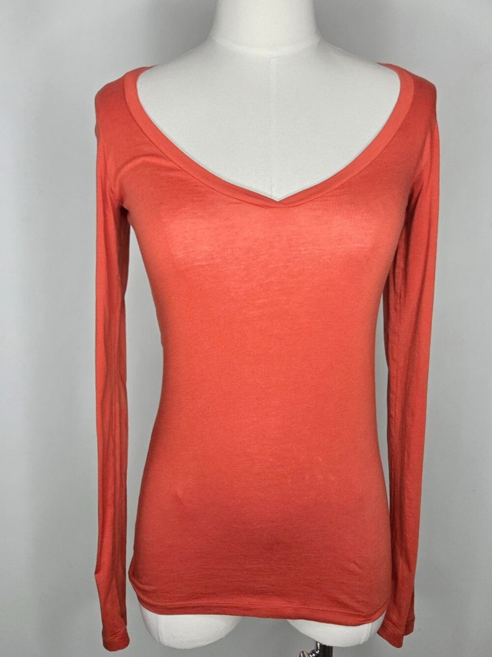 Theory Shirt Women's Small Orange V Neck Long Sleeve Pima Cotton Tee Top